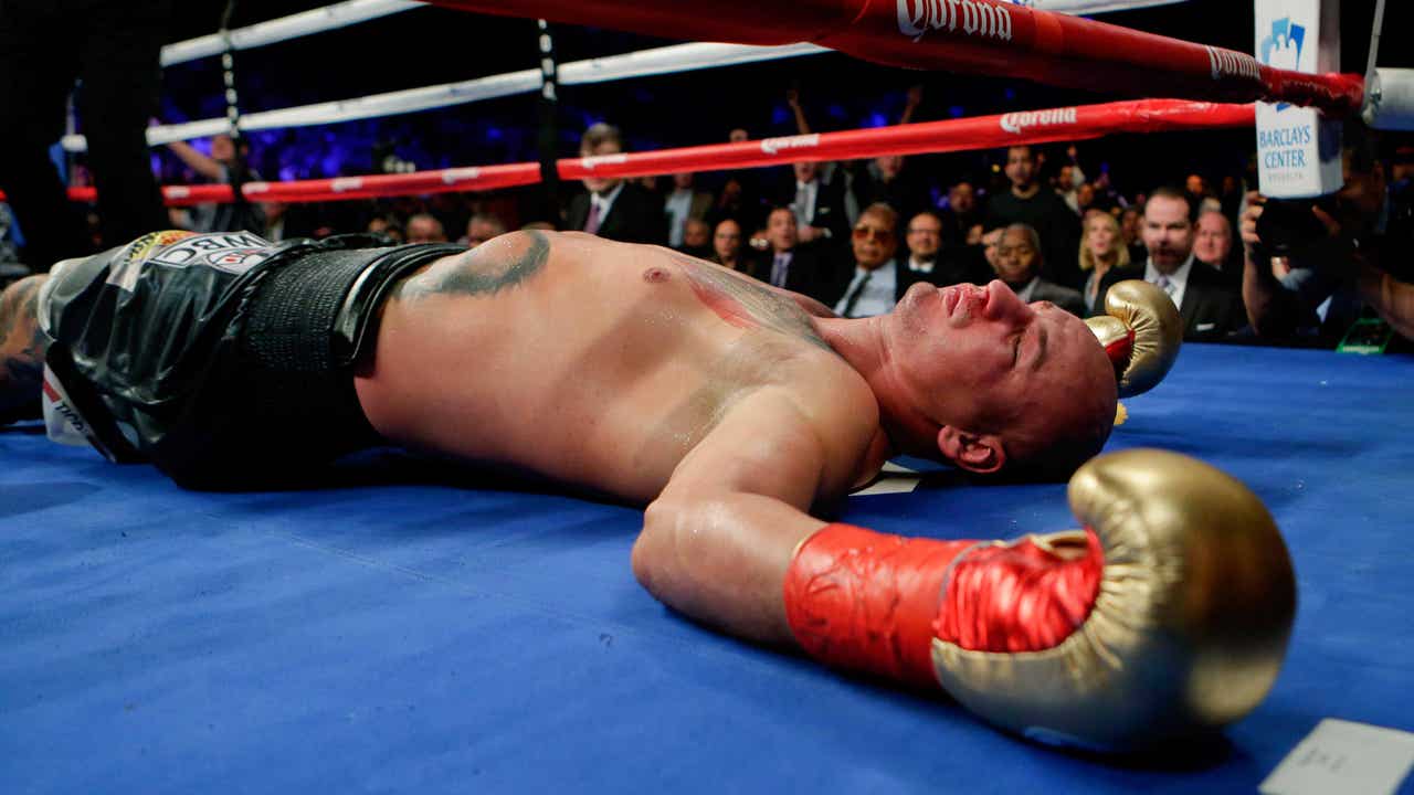 Wilder retains WBC heavyweight crown with KO of Szpilka
